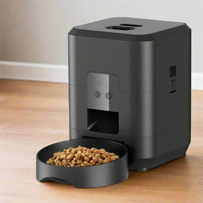 Distributeur de croquettes pour chat​